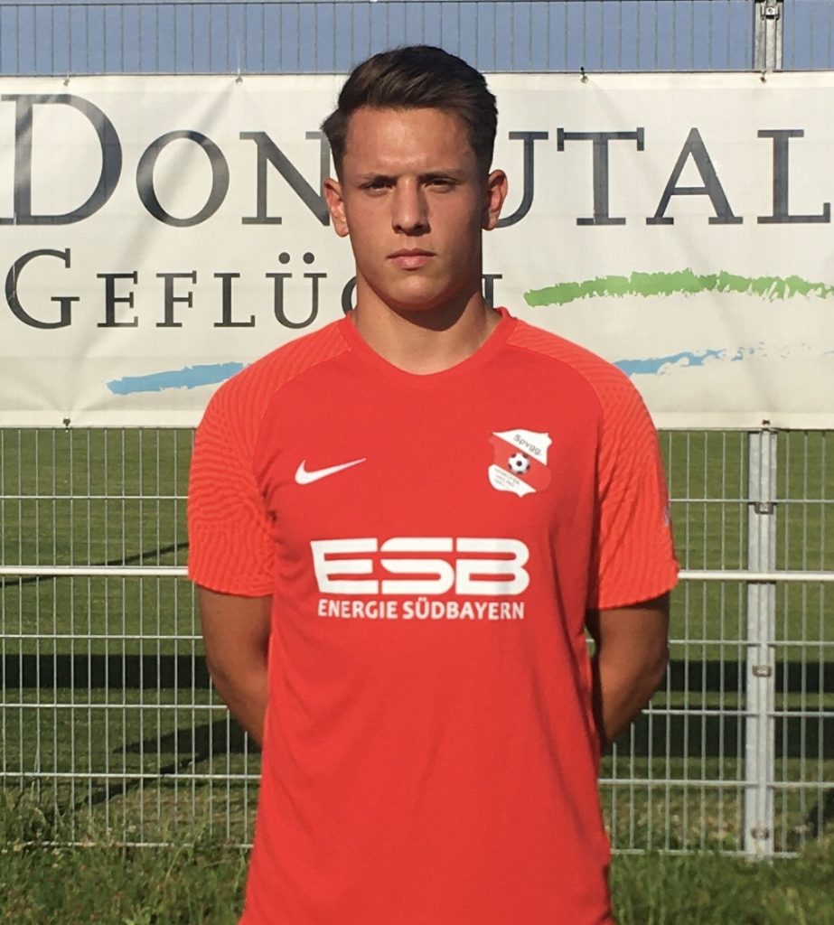 Lukas Mrozek schließt sich der Spvgg HankofenHailing an Spvgg